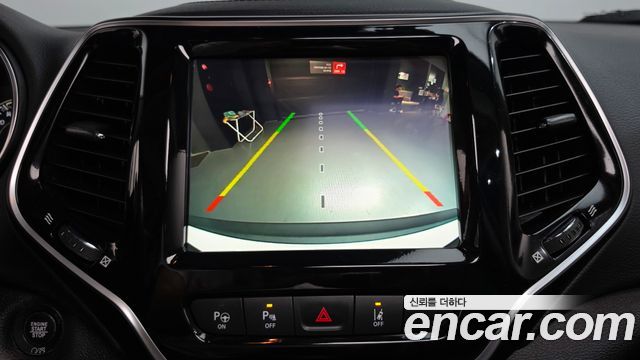 Jeep Cherokee 2021 — photo 15