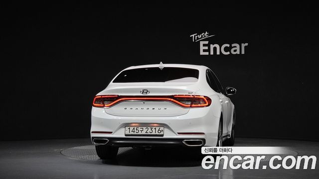 Hyundai Grandeur 2018 — photo 4