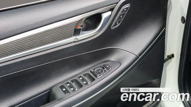 Hyundai Grandeur 2018 — photo 25