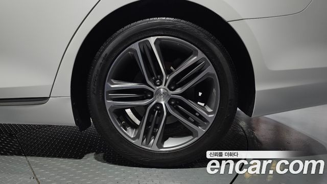 Hyundai Grandeur 2018 — photo 7