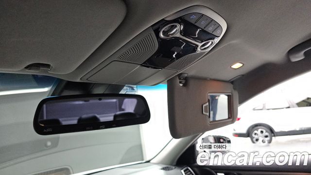 Hyundai Grandeur 2018 — photo 28