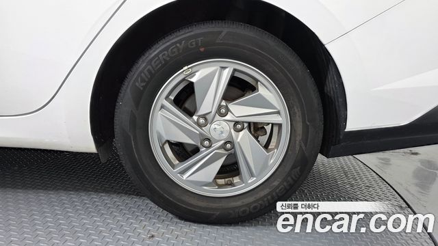 Hyundai AVANTE 2024 — photo 7