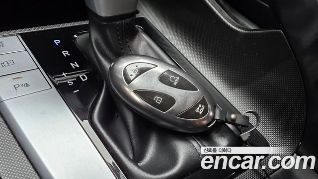 Hyundai AVANTE 2024 — photo 32