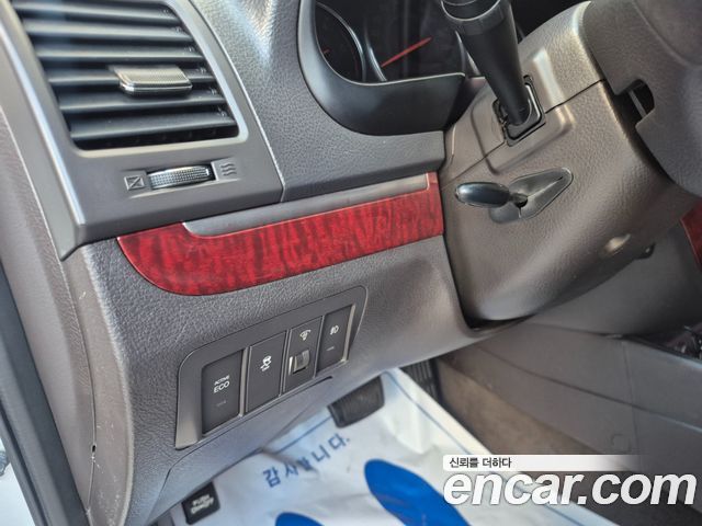 Hyundai Santafe 2011 — photo 19