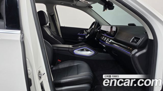 Mercedes-Benz GLE-Class 2022 — photo 11