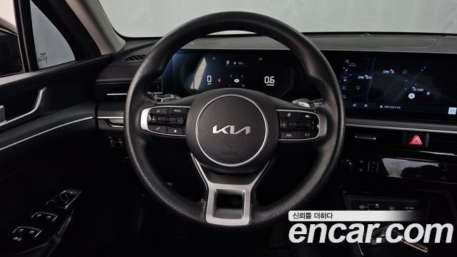 Kia K5 2024 — photo 19