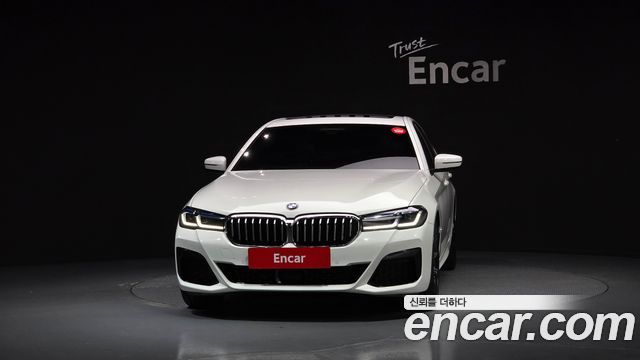 BMW 5-Series 2021 — photo 3