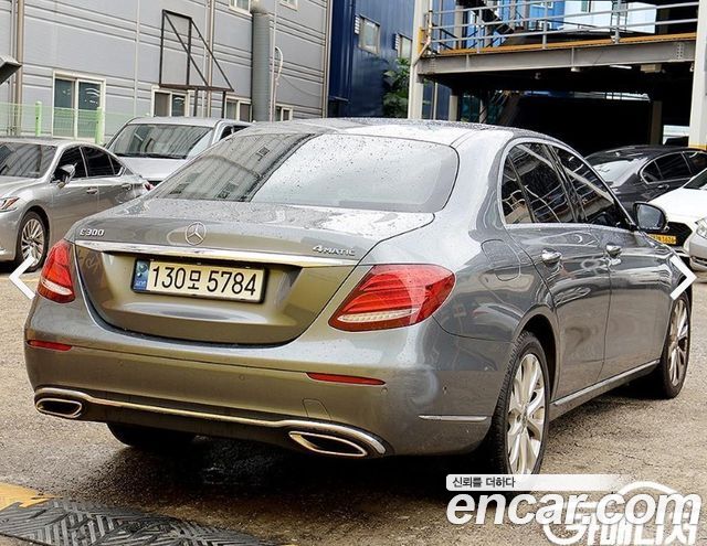Mercedes-Benz E-Class 2019 — photo 4
