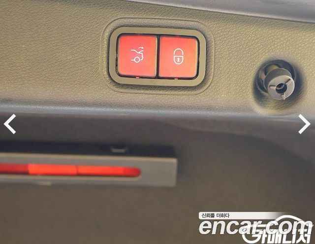 Mercedes-Benz E-Class 2019 — photo 20
