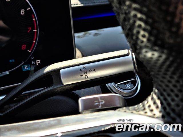 Mercedes-Benz S-Class 2021 — photo 10