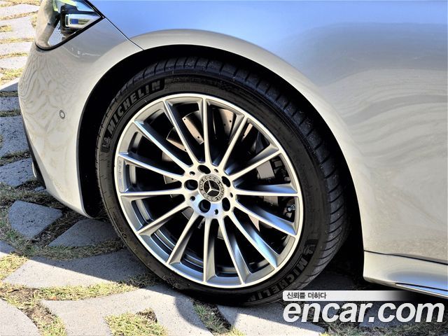Mercedes-Benz S-Class 2021 — photo 16