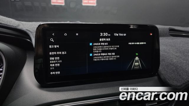 Hyundai Santafe 2021 — photo 16