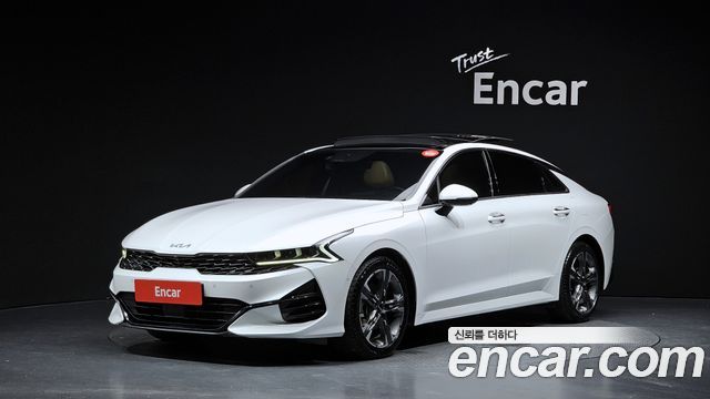 Kia K5 2022 — photo 1