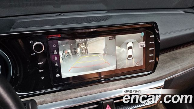 Kia K5 2022 — photo 22