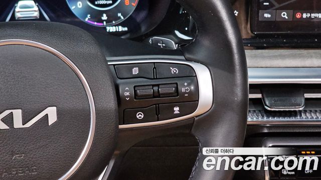 Kia K5 2022 — photo 24