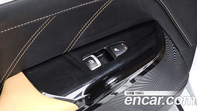 Kia K5 2022 — photo 29