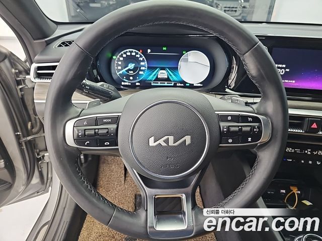 Kia K5 2022 — photo 8