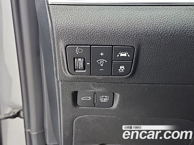 Kia K5 2022 — photo 19