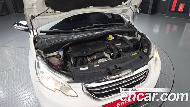 Peugeot 2008 2015 — photo 6