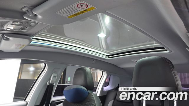 Peugeot 2008 2015 — photo 19