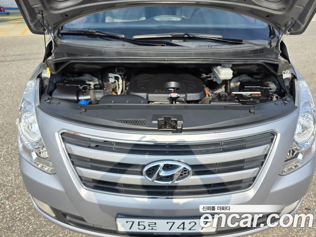 Hyundai Starex 2018 — photo 7