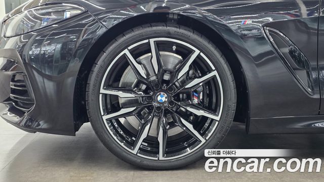 BMW 8-Series 2026 — photo 5