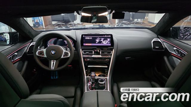 BMW 8-Series 2026 — photo 7
