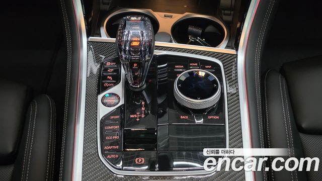 BMW 8-Series 2026 — photo 9