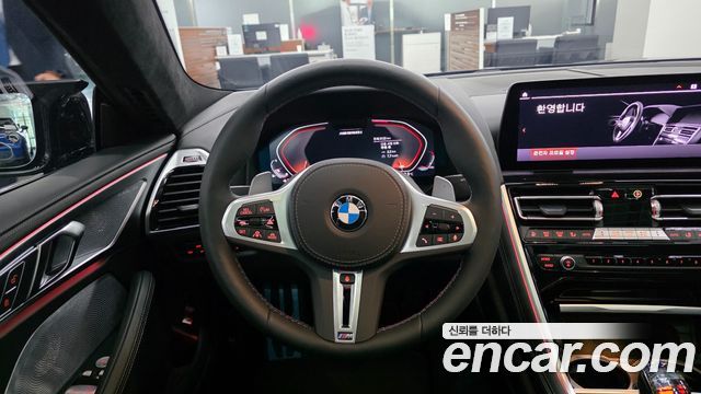 BMW 8-Series 2026 — photo 11