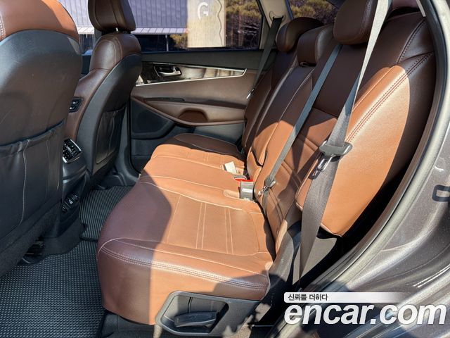 Kia Sorento 2016 — photo 11