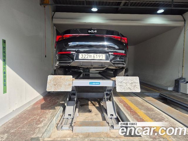 Kia K5 2025 — photo 2