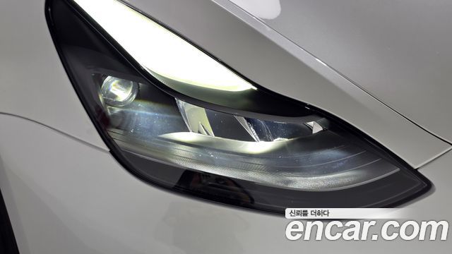 Tesla Model 3 2021 — photo 8