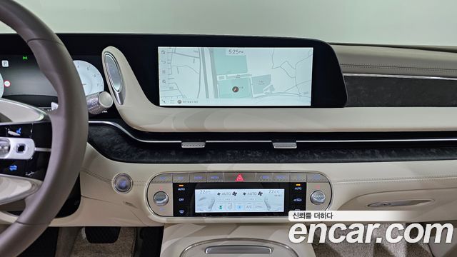Genesis G90 2022 — photo 19