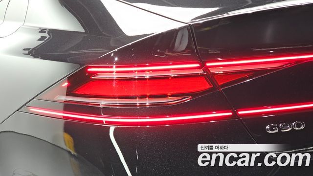Genesis G90 2022 — photo 9