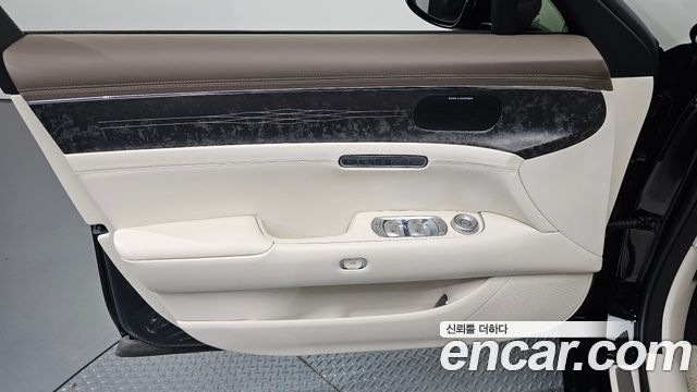 Genesis G90 2022 — photo 14