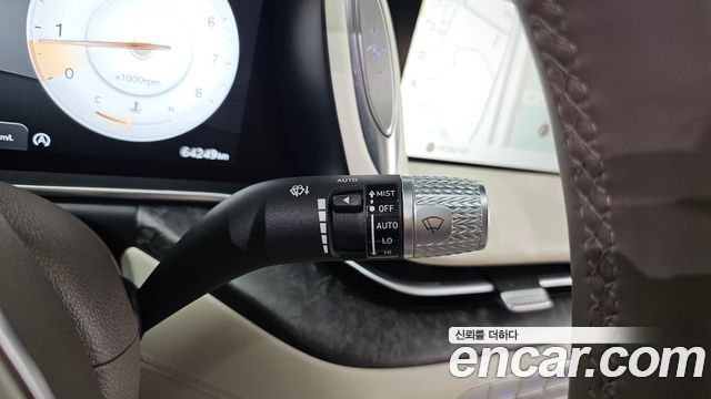 Genesis G90 2022 — photo 28