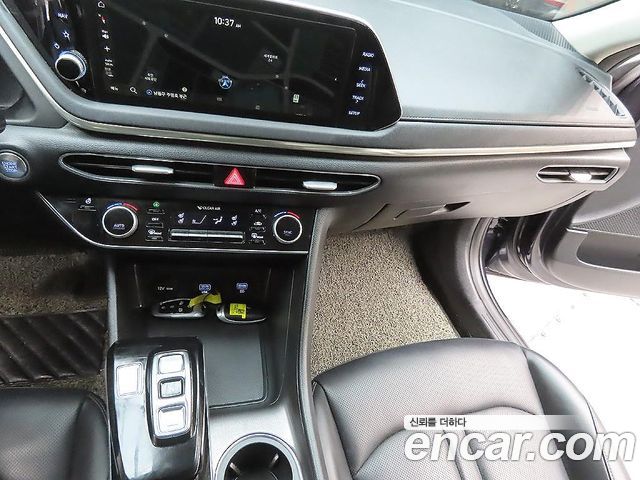 Hyundai Sonata 2021 — photo 9