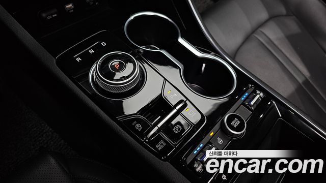 Kia K5 2023 — photo 9