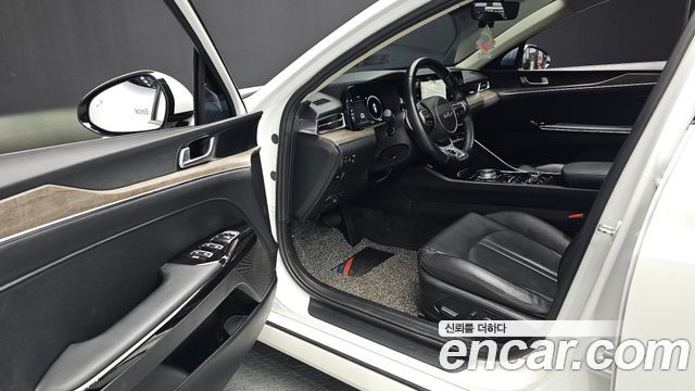Kia K5 2023 — photo 10