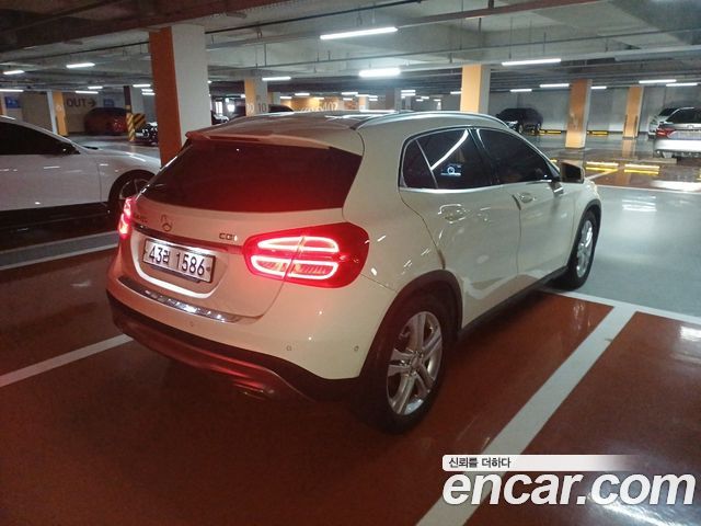Mercedes-Benz GLA-Class 2015 — photo 4