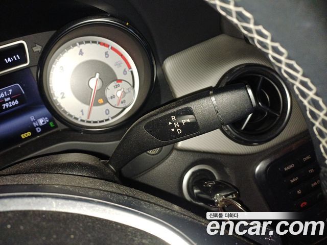 Mercedes-Benz GLA-Class 2015 — photo 8