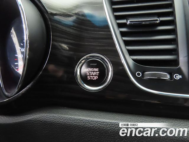 Kia Canival 2019 — photo 13
