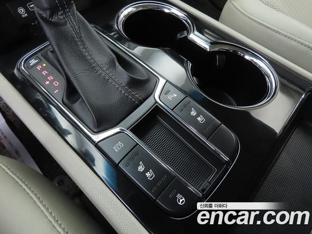 Kia Canival 2019 — photo 14