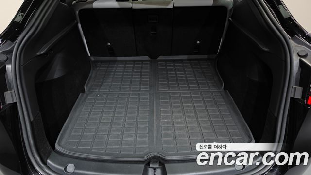Tesla Model Y 2024 — photo 26