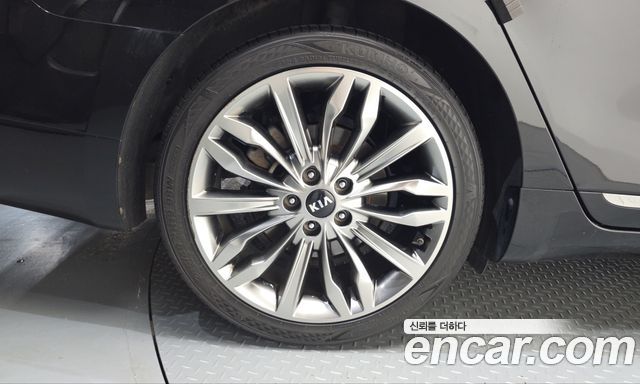 Kia K7 2020 — photo 5