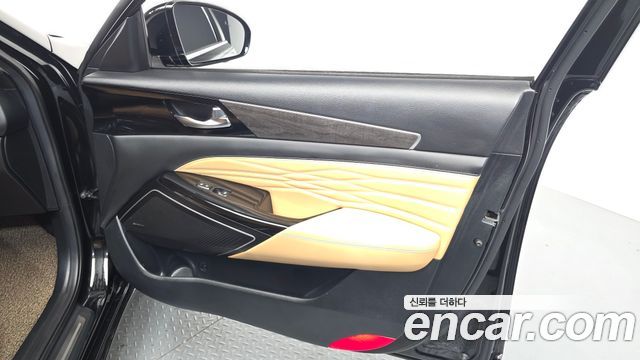 Kia K7 2020 — photo 14