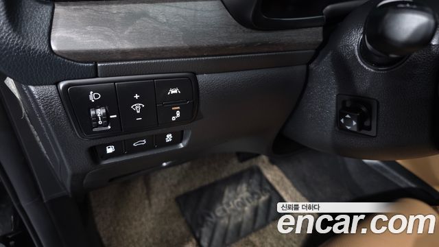 Kia K7 2020 — photo 28