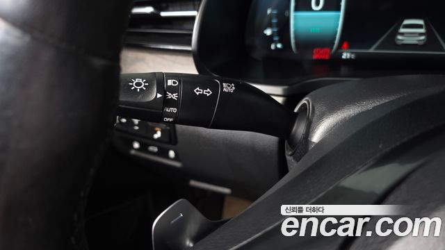 Kia K7 2020 — photo 30