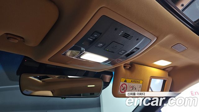 Lexus ES 2023 — photo 26