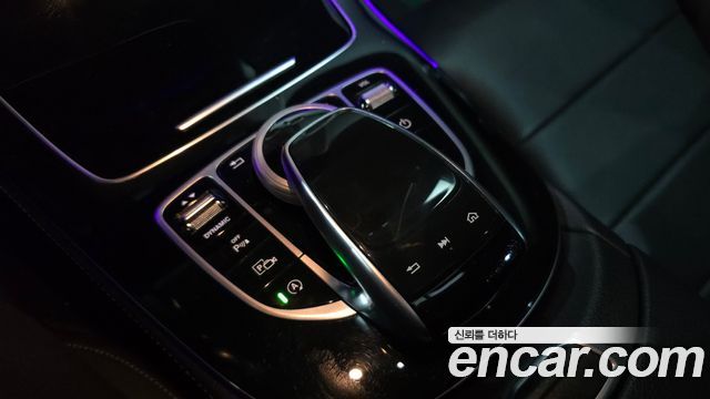 Mercedes-Benz E-Class 2019 — photo 25